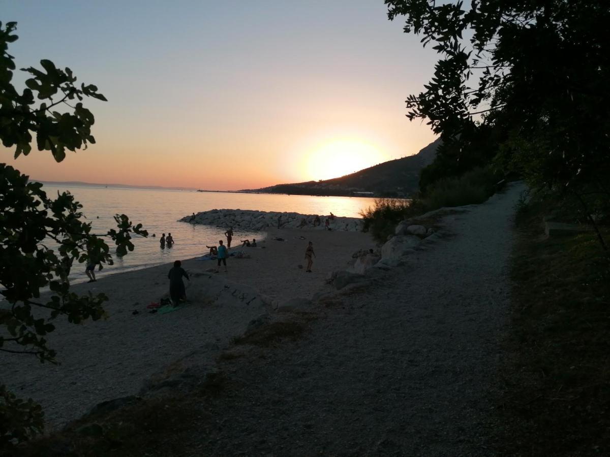 Apartment Sodan 72 Omiš Eksteriør bilde
