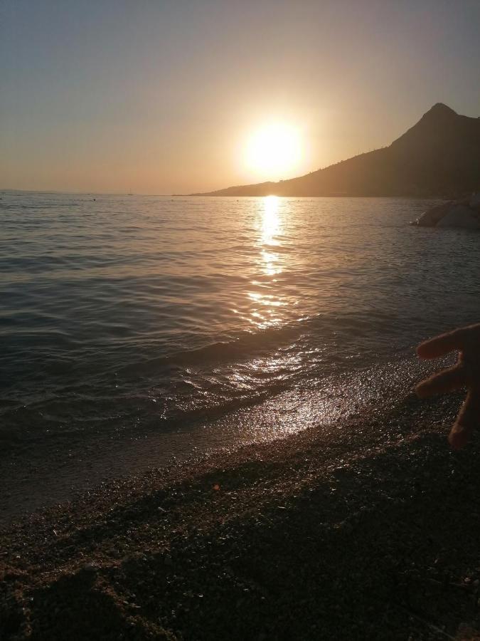 Apartment Sodan 72 Omiš Eksteriør bilde