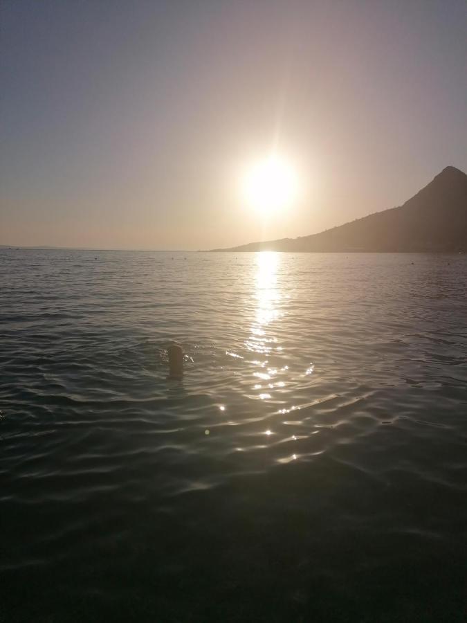 Apartment Sodan 72 Omiš Eksteriør bilde