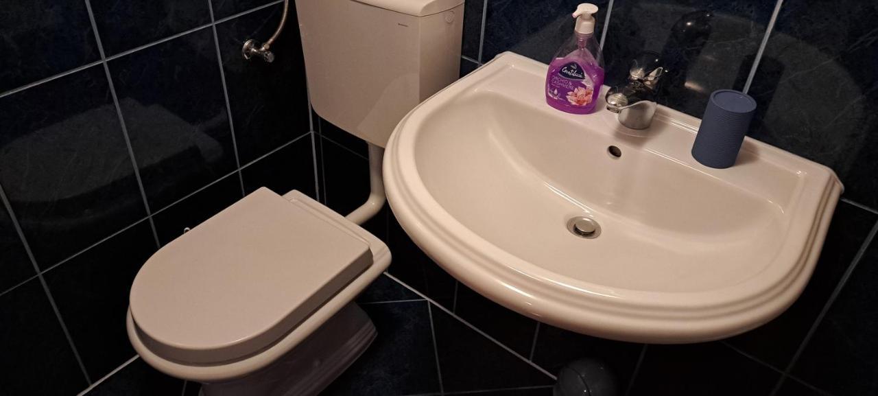 Apartment Sodan 72 Omiš Eksteriør bilde