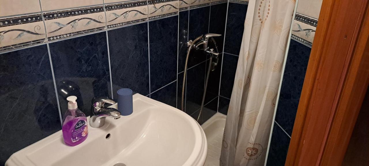 Apartment Sodan 72 Omiš Eksteriør bilde