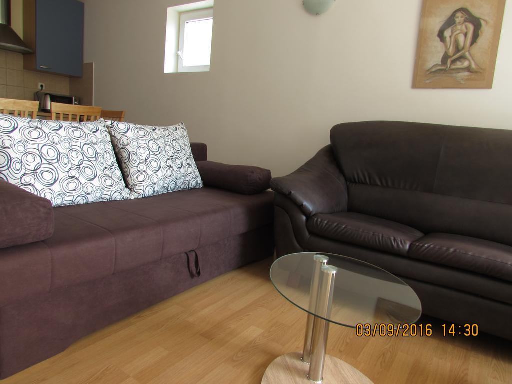Apartment Sodan 72 Omiš Eksteriør bilde